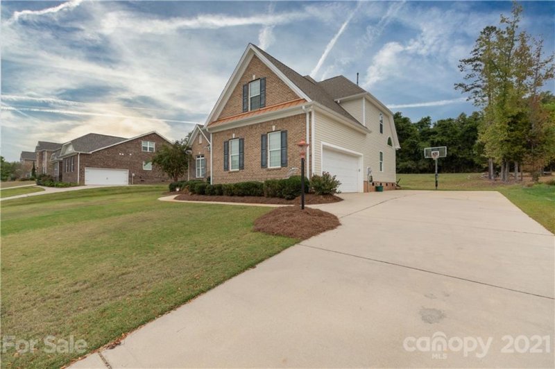 Property image 3 at 468 Longhorn Drive, Rock Hill, SC 29732
