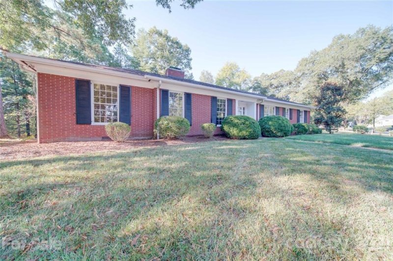 Property image 3 at 198 Eastover Drive, Concord, NC 28025