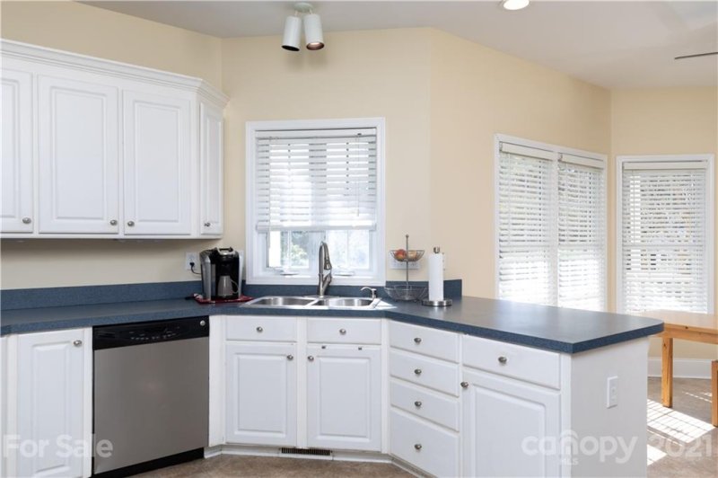 Property image 5 at 332 Chelveston Drive, Rock Hill, SC 29732