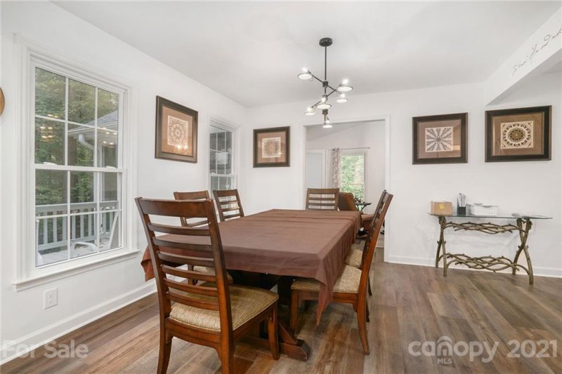 Property image 5 at 334 Kingsley Drive, Charlotte, NC 28270