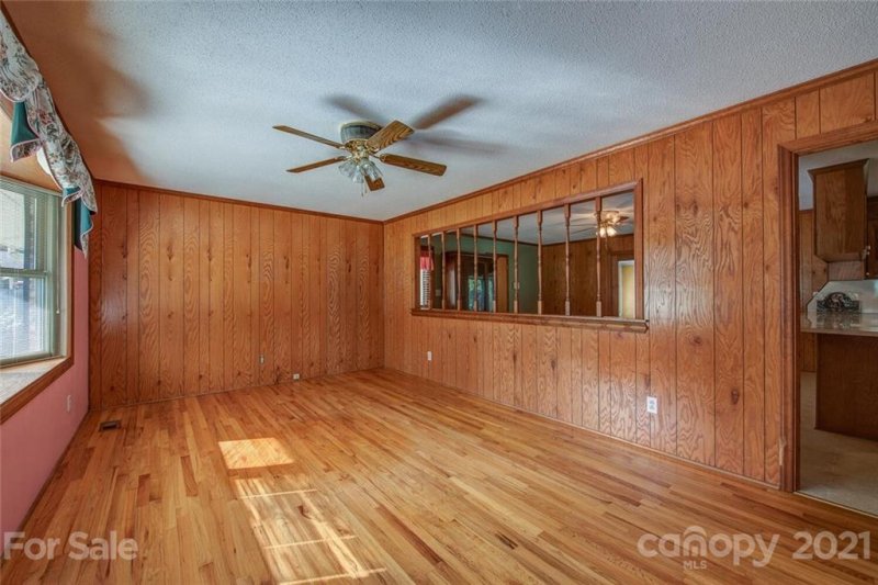 Property image 4 at 4413 Farmbrook Road, Gastonia, NC 28056