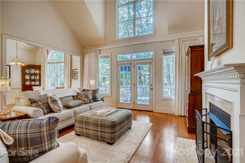 Property image 5 at 137 Eaglecrest Drive, Matthews, NC 28104