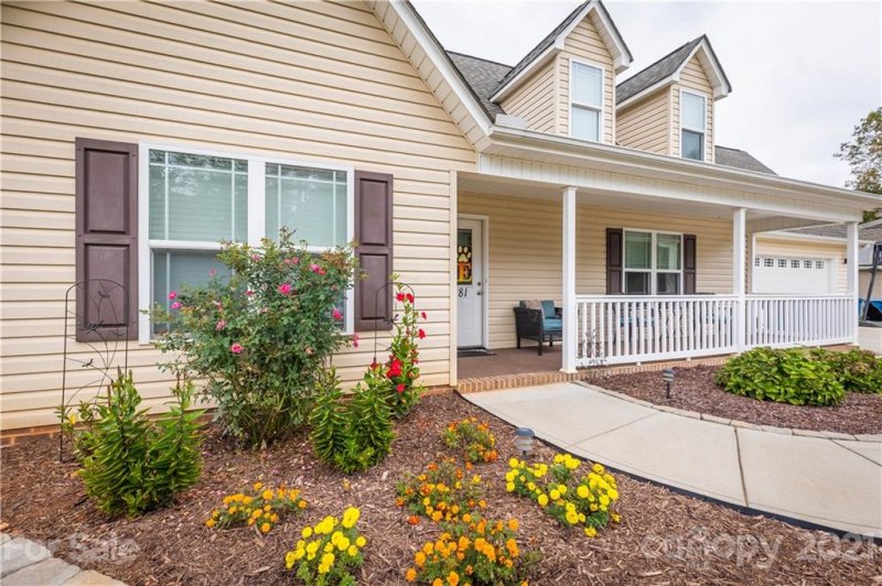 Property image 3 at 3281 Bird Dog Lane, Maiden, NC 28650