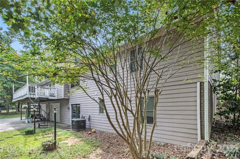 Property image 4 at 2428 Regal Drive, Gastonia, NC 28056