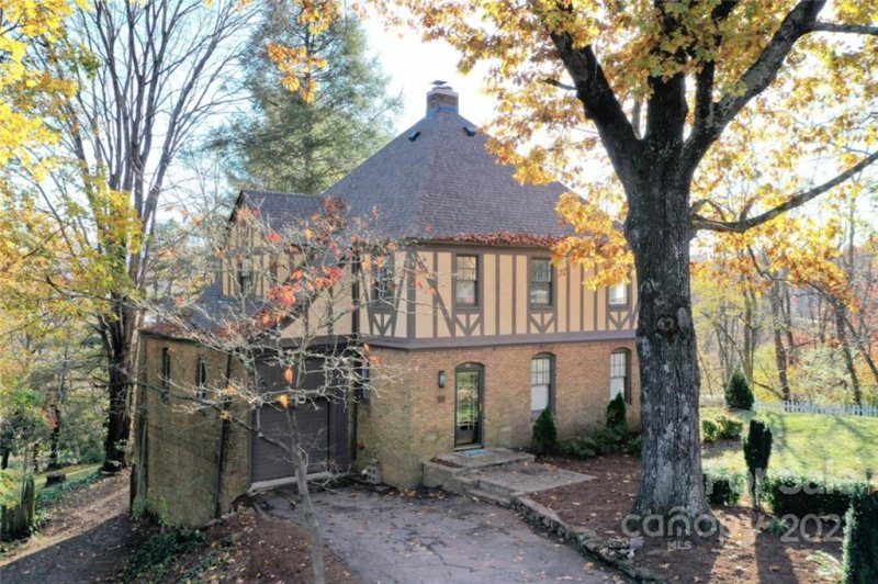 Property image 4 at 59 Evergreen Avenue, Asheville, NC 28806