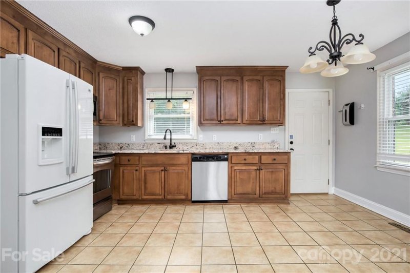 Property image 4 at 4525 Longbriar Drive, Gastonia, NC 28056