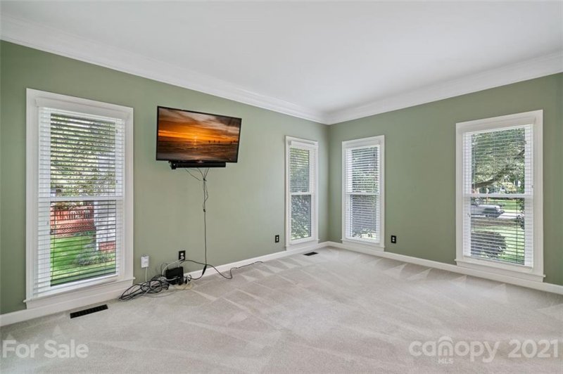 Property image 5 at 5915 Mallard Grove Road, Charlotte, NC 28269