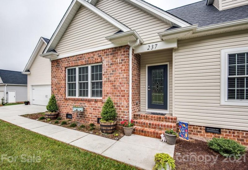 Property image 4 at 237 Brentwood Drive, Maiden, NC 28650