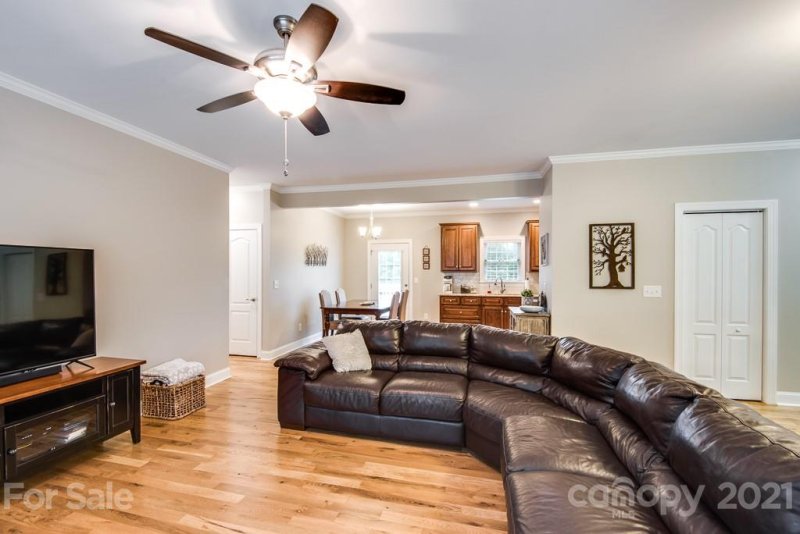 Property image 5 at 237 Brentwood Drive, Maiden, NC 28650