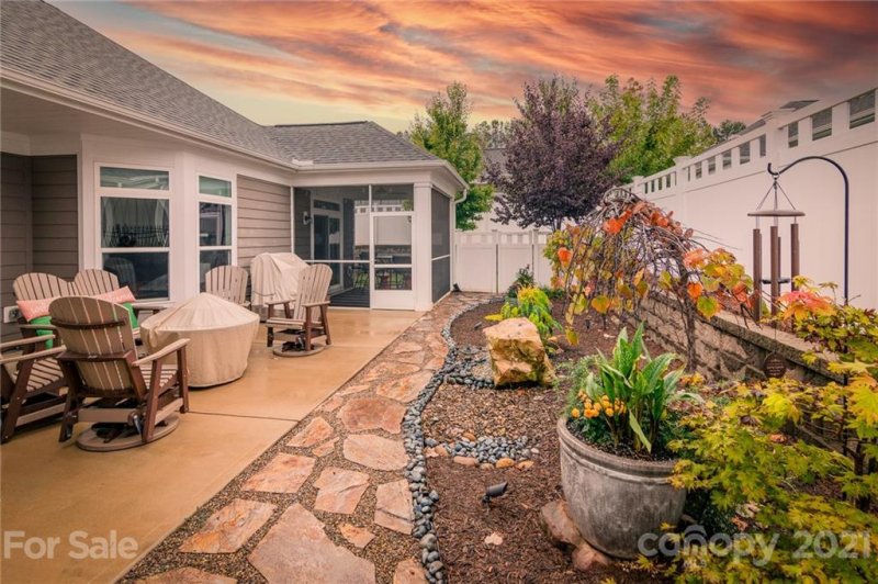 Property image 2 at 17108 Courtside Landing Drive, Cornelius, NC 28031