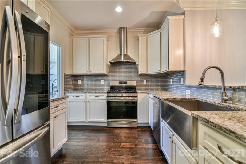 Property image 5 at 37 Tudor Way, Black Mountain, NC 28711