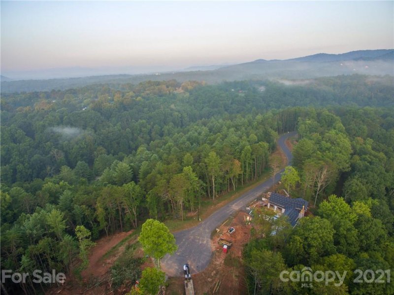 Property image 3 at 158 Riverbend Forest Drive, Asheville, NC 28805