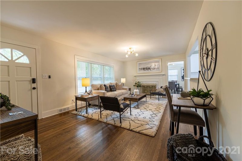 Property image 5 at 1511 Medford Drive, Charlotte, NC 28205