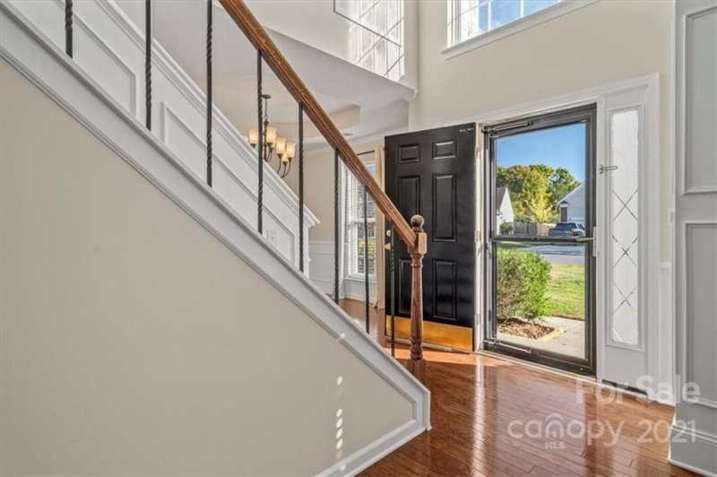 Property image 4 at 16010 Pedlar Mills Road, Charlotte, NC 28278