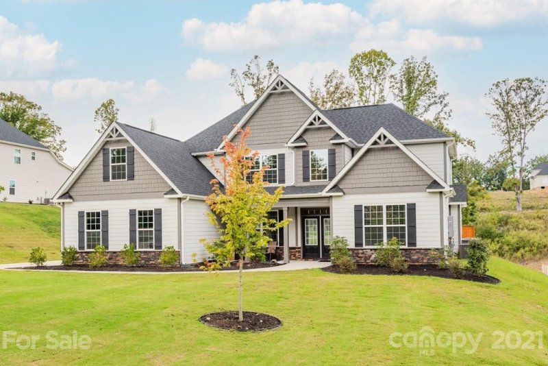 Property image 3 at 2621 Lake Front Drive, Belmont, NC 28012