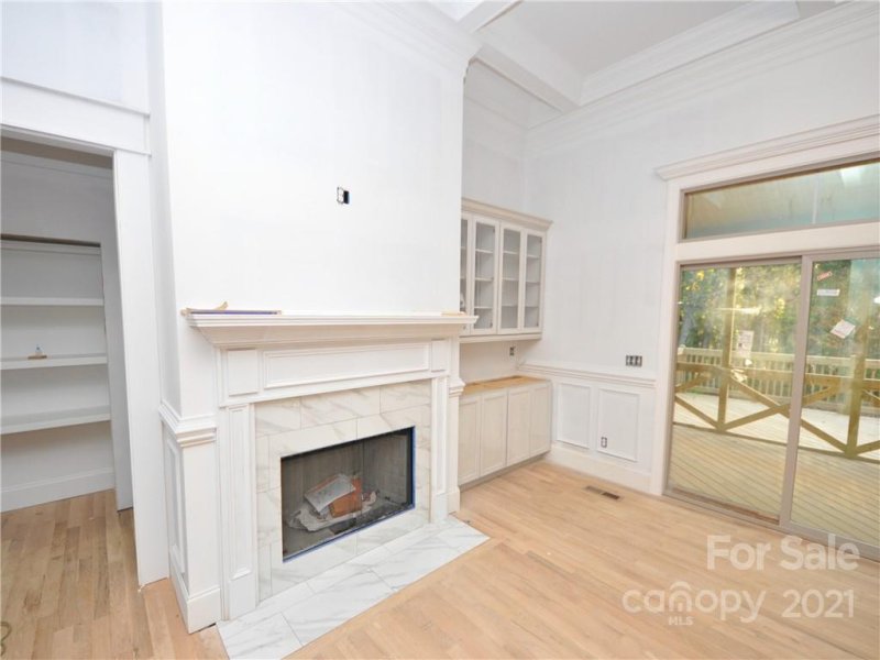 Property image 2 at 9 Ashley Place, Hendersonville, NC 28739