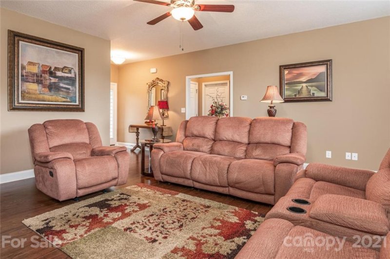 Property image 5 at 307 Beck Creek Circle, Flat Rock, NC 28731