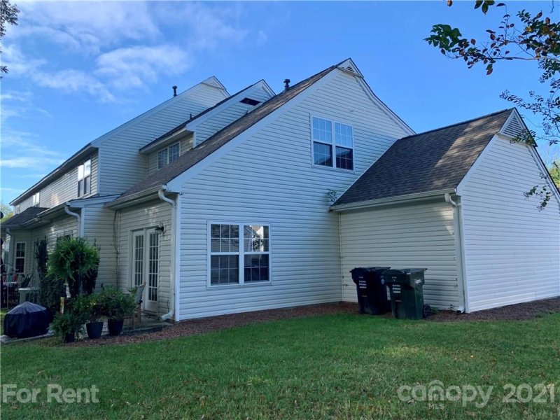 Property image 2 at 329 Valley Brook Lane, Concord, NC 28025