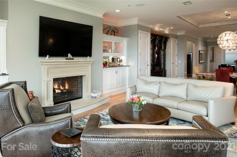 Property image 2 at 288 Macon Avenue, Asheville, NC 28804