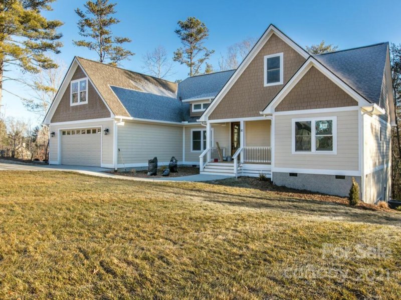 Property image 2 at 30 Grizzly Drive, Leicester, NC 28748