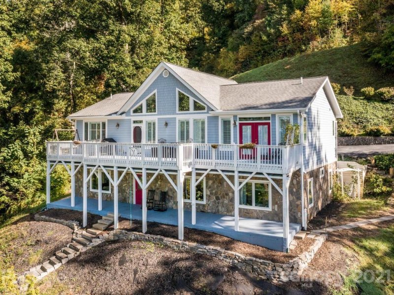 143 Stonecrest Drive