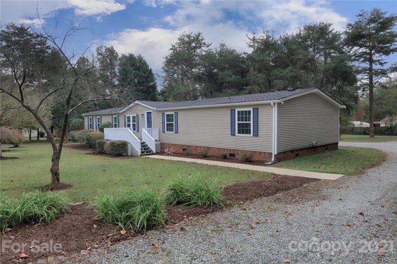 Property image 2 at 114 Shall Mar Lane, Mooresville, NC 28117