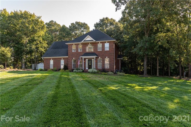 3216 Oglethorpe Lane