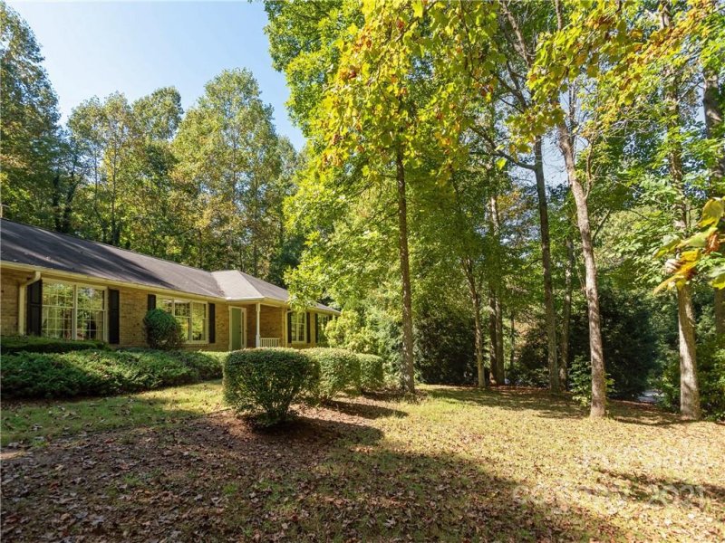 Property image 5 at 3 Sunningdale Drive, Flat Rock, NC 28731