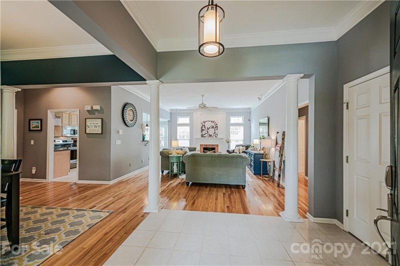 Property image 3 at 15969 Cumnor Lane, Charlotte, NC 28277