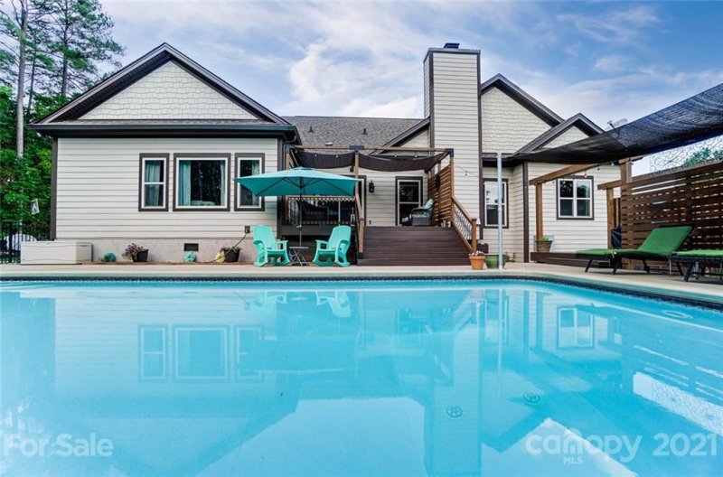 Property image 2 at 510 Big Indian Loop, Mooresville, NC 28117