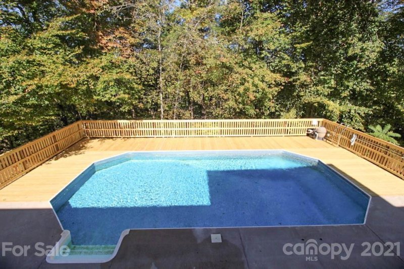 Property image 5 at 215 Horse Shoe Lane, Morganton, NC 28655