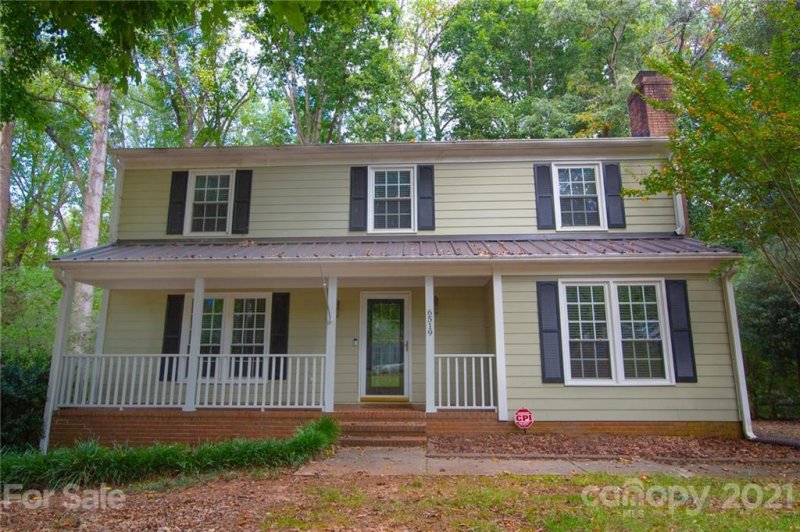 Property image 2 at 6519 Woodshed Circle, Charlotte, NC 28270