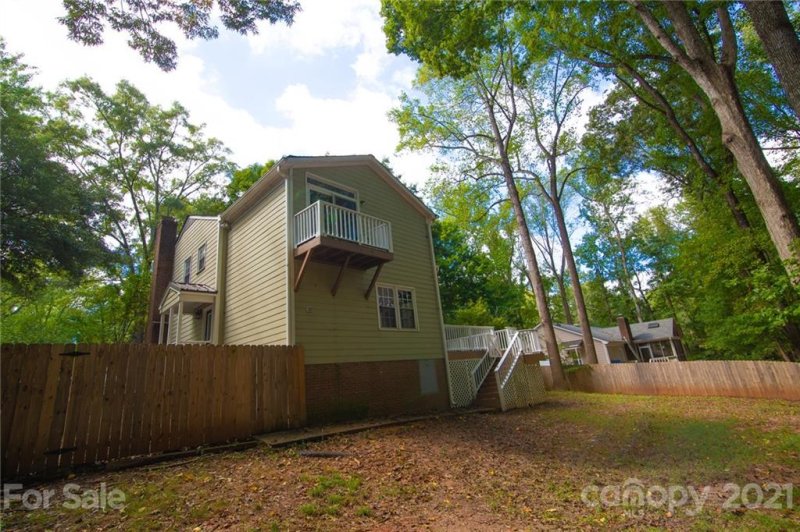Property image 4 at 6519 Woodshed Circle, Charlotte, NC 28270
