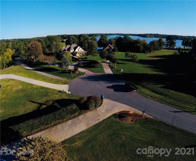 Property image 3 at 103 Lakefield Court, Cherryville, NC 28021