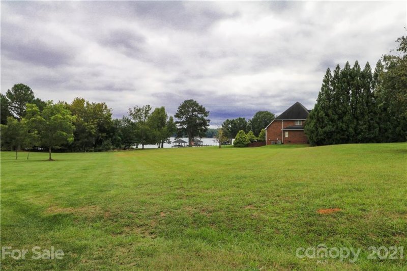 Property image 5 at 103 Lakefield Court, Cherryville, NC 28021