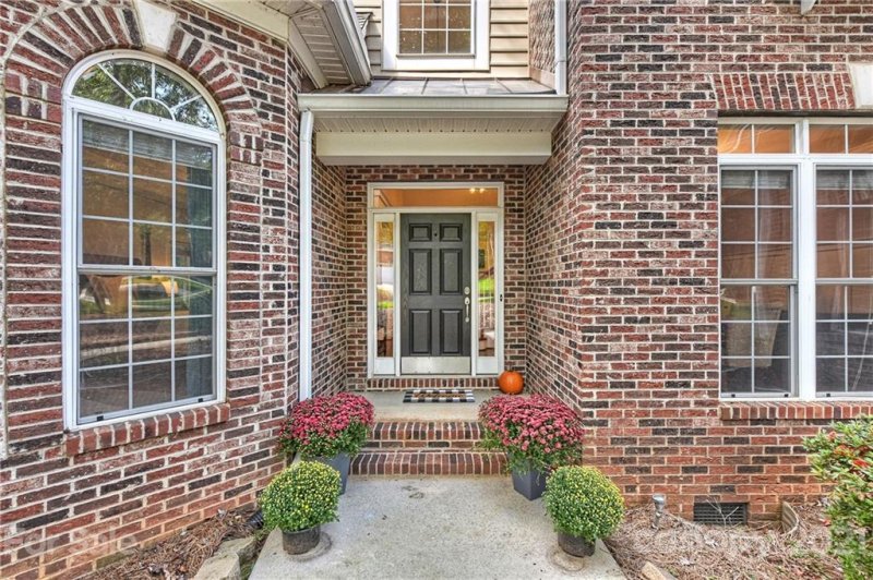 Property image 3 at 156 Shavender Drive, Mooresville, NC 28117