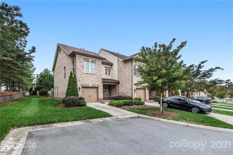 Property image 2 at 9513 Burford Lane, Concord, NC 28027