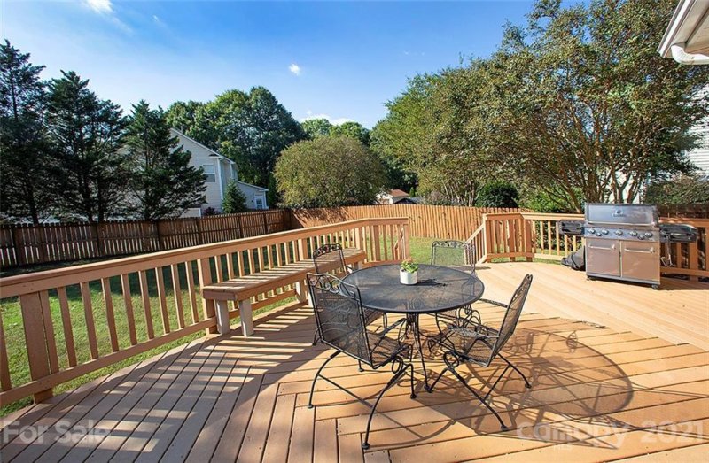 Property image 2 at 10840 Wilklee Drive, Charlotte, NC 28277