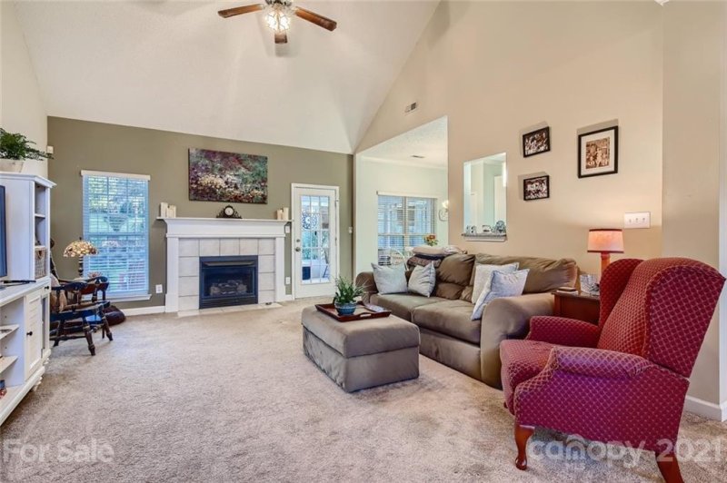 Property image 4 at 5686 Berry Ridge Drive, Harrisburg, NC 28075