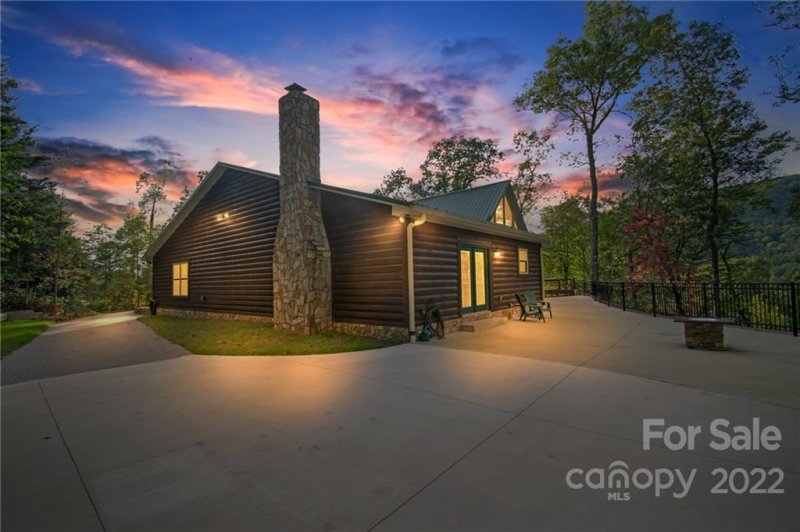 Property image 2 at 212 Jonathan Lane, Marion, NC 28752