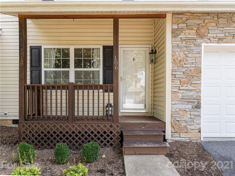 Property image 4 at 106 Loch Haven Road, Swannanoa, NC 28778