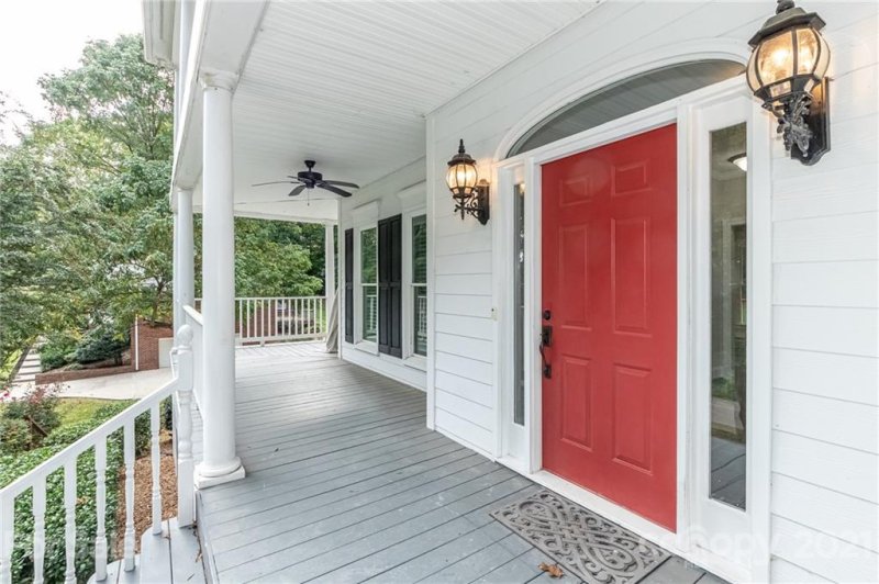 Property image 4 at 345 Beaten Path Road, Mooresville, NC 28117