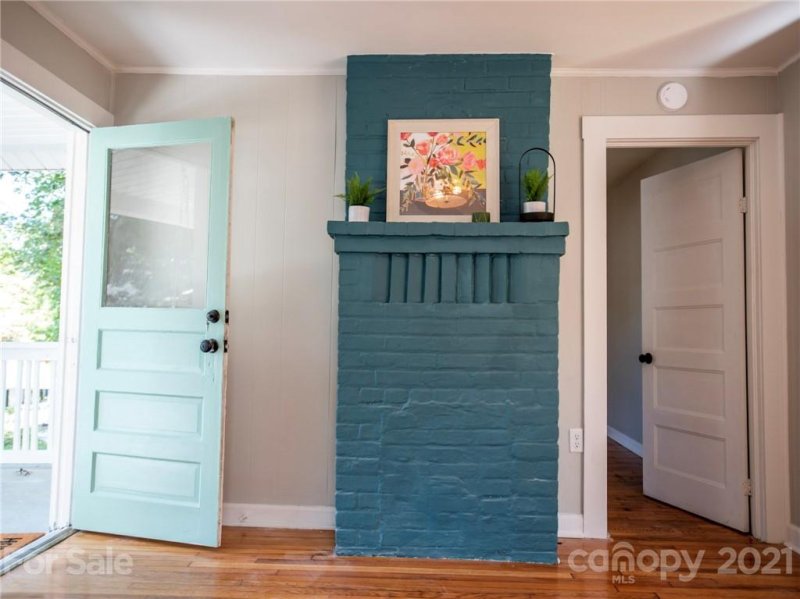 Property image 5 at 26 Oteen Park Place, Asheville, NC 28805