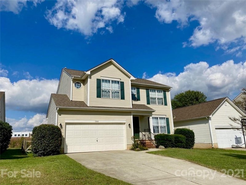 Property image 2 at 1048 Meadowbrook Lane, Concord, NC 28027