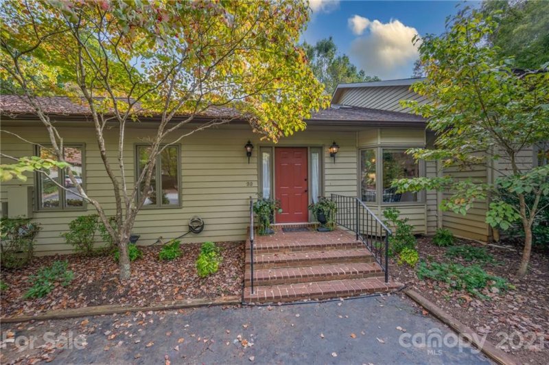 Property image 2 at 33 Hunting Country Trail, Tryon, NC 28782