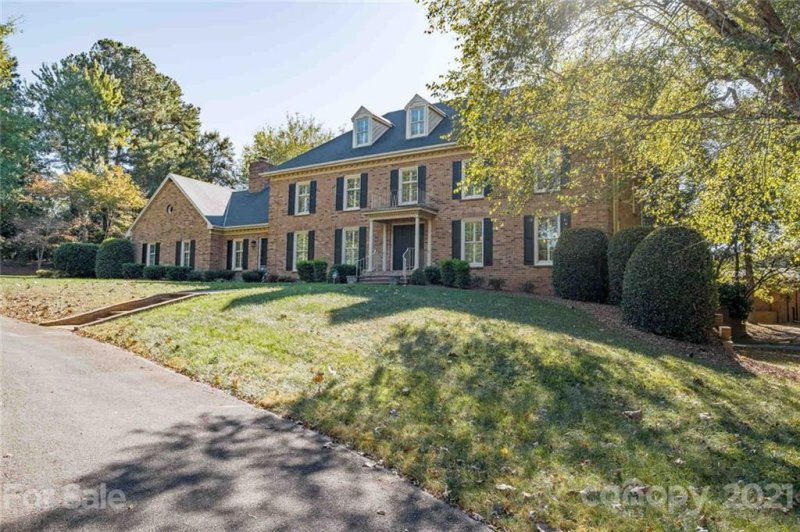 Property image 3 at 1013 Dornoch Road, Gastonia, NC 28054