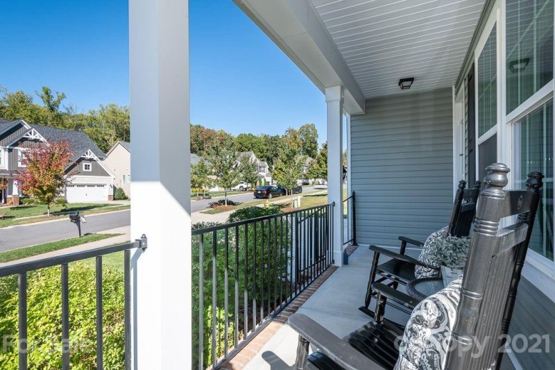Property image 3 at 116 Willowbrook Drive, Mooresville, NC 28115