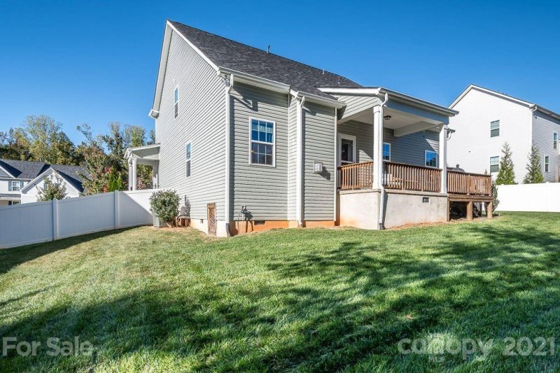 Property image 4 at 116 Willowbrook Drive, Mooresville, NC 28115