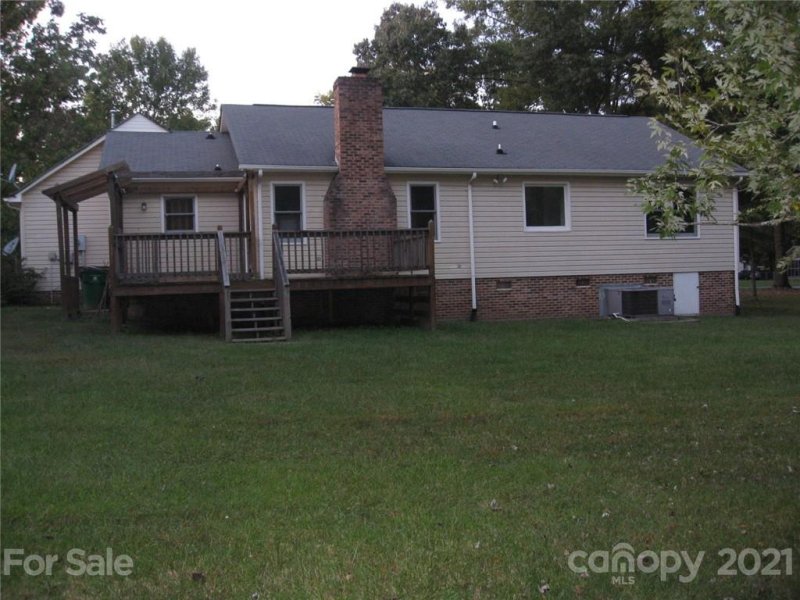 Property image 4 at 616 Gray Drive, Charlotte, NC 28213