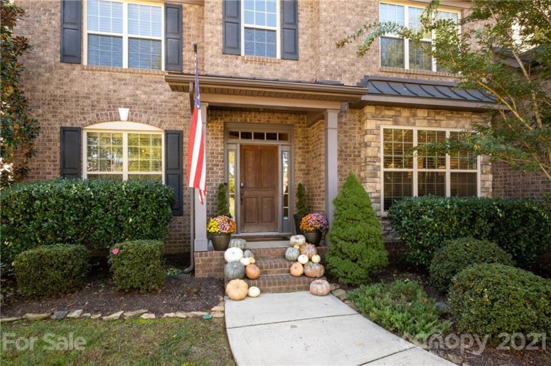 Property image 3 at 8917 Red Barone Place, Waxhaw, NC 28173